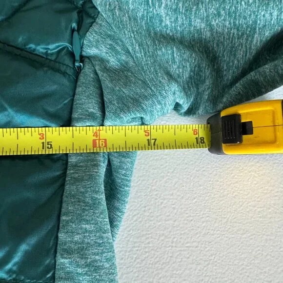 Lululemon Goose Down For a Run Quilted Puffer Pullover Forage Teal Size 6 Active - Picture 13 of 16